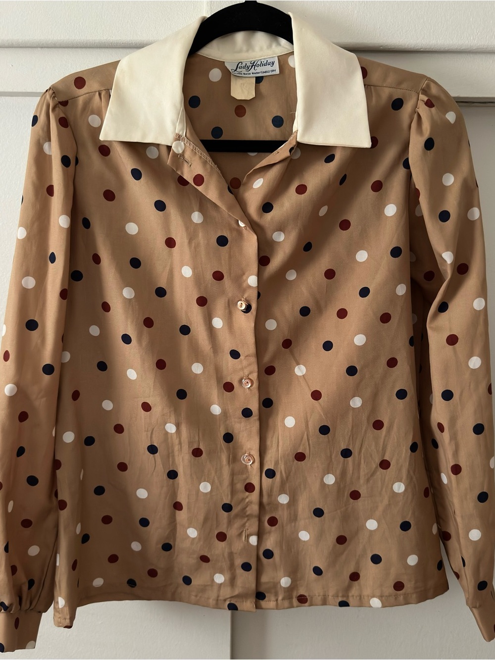 Vintage Lady Holiday Polka Dot Button Up Blouse Womens Tan White Collar 70s 80s